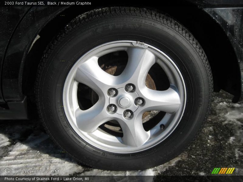 Black / Medium Graphite 2003 Ford Taurus SES