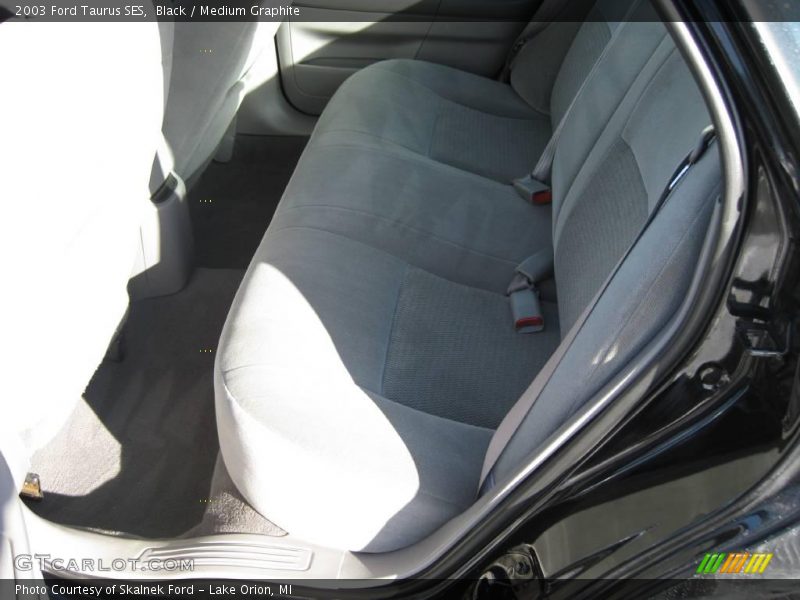 Black / Medium Graphite 2003 Ford Taurus SES
