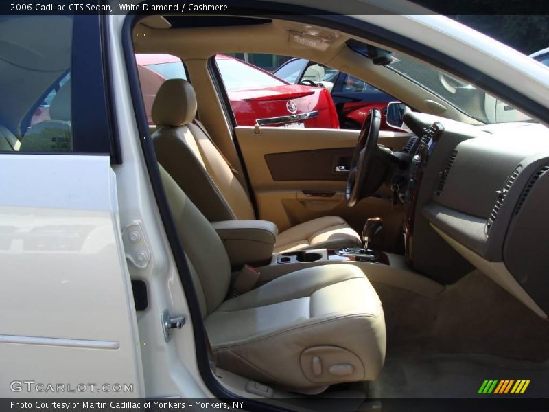 White Diamond / Cashmere 2006 Cadillac CTS Sedan