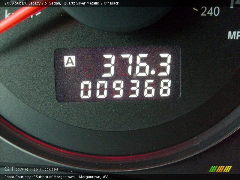 Quartz Silver Metallic / Off Black 2009 Subaru Legacy 2.5i Sedan