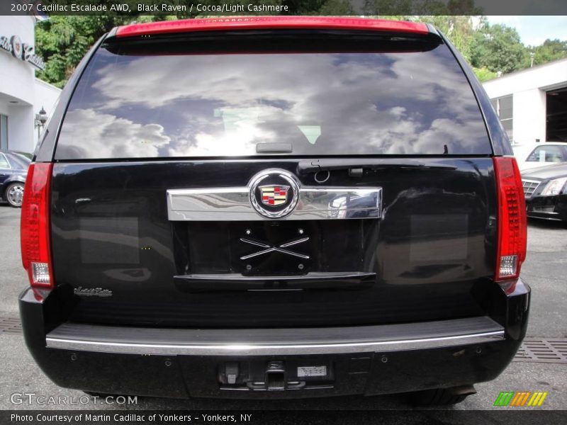 Black Raven / Cocoa/Light Cashmere 2007 Cadillac Escalade AWD