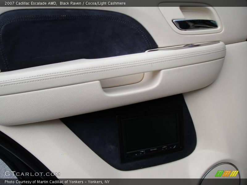 Black Raven / Cocoa/Light Cashmere 2007 Cadillac Escalade AWD