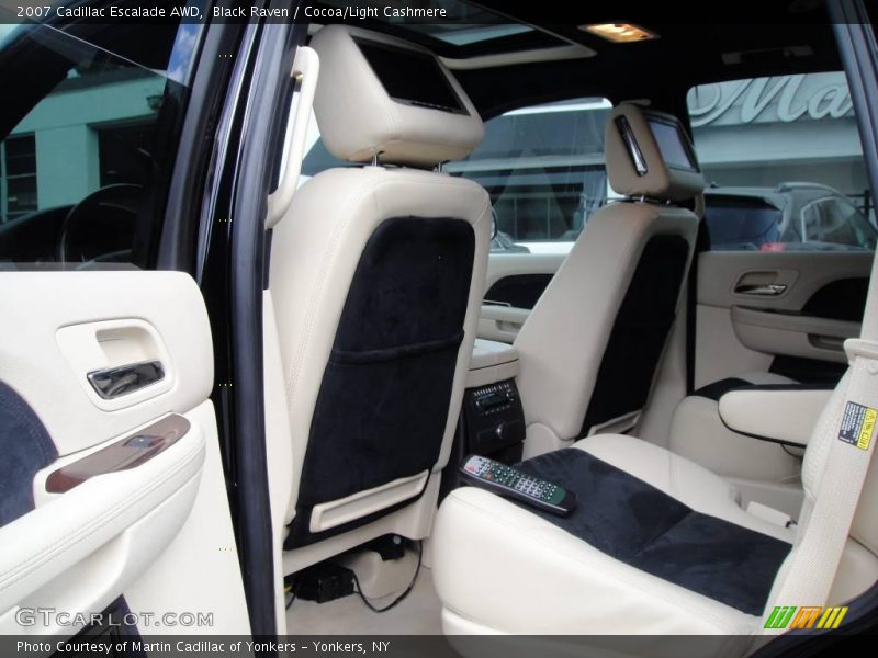 Black Raven / Cocoa/Light Cashmere 2007 Cadillac Escalade AWD