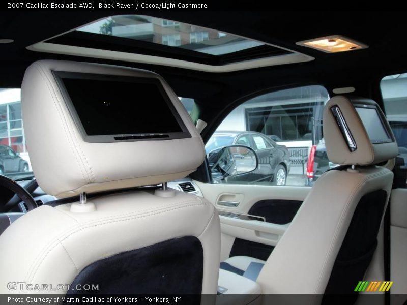 Black Raven / Cocoa/Light Cashmere 2007 Cadillac Escalade AWD
