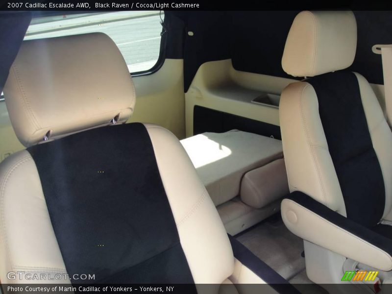 Black Raven / Cocoa/Light Cashmere 2007 Cadillac Escalade AWD