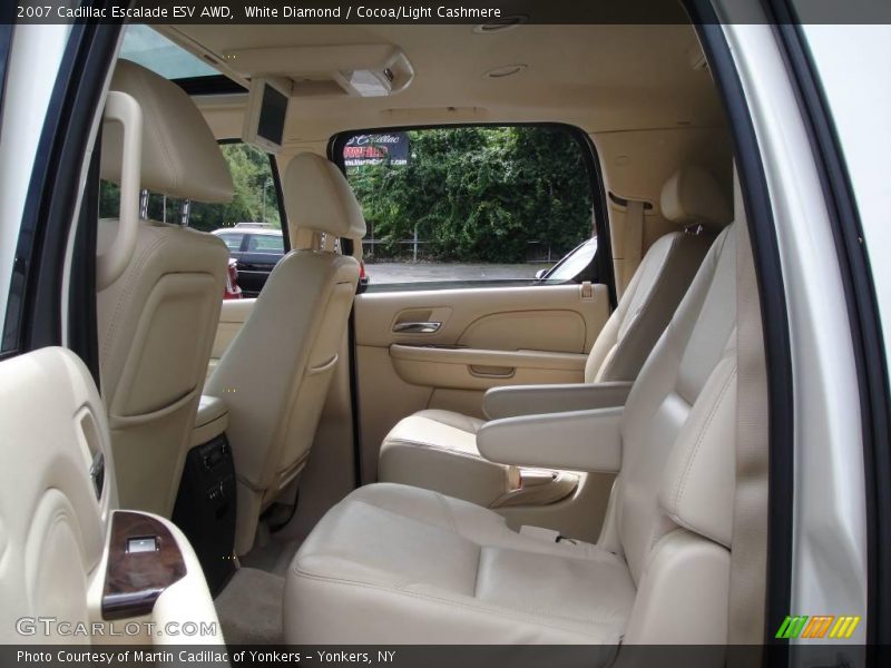 White Diamond / Cocoa/Light Cashmere 2007 Cadillac Escalade ESV AWD