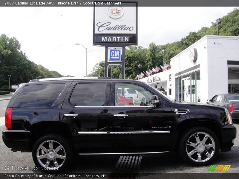 Black Raven / Cocoa/Light Cashmere 2007 Cadillac Escalade AWD