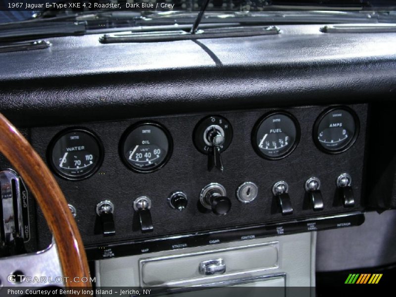 Dark Blue / Grey 1967 Jaguar E-Type XKE 4.2 Roadster