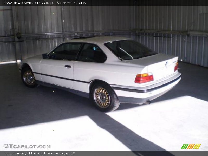 Alpine White / Gray 1992 BMW 3 Series 318is Coupe