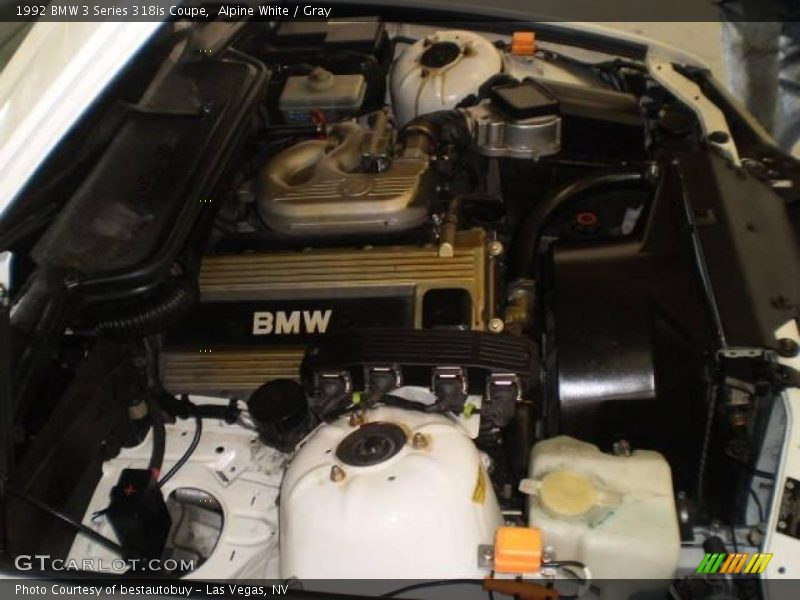 Alpine White / Gray 1992 BMW 3 Series 318is Coupe