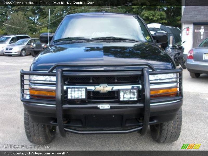 Onyx Black / Graphite Gray 2000 Chevrolet Blazer LT 4x4