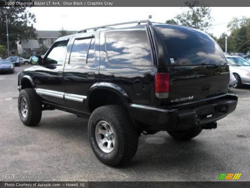 Onyx Black / Graphite Gray 2000 Chevrolet Blazer LT 4x4