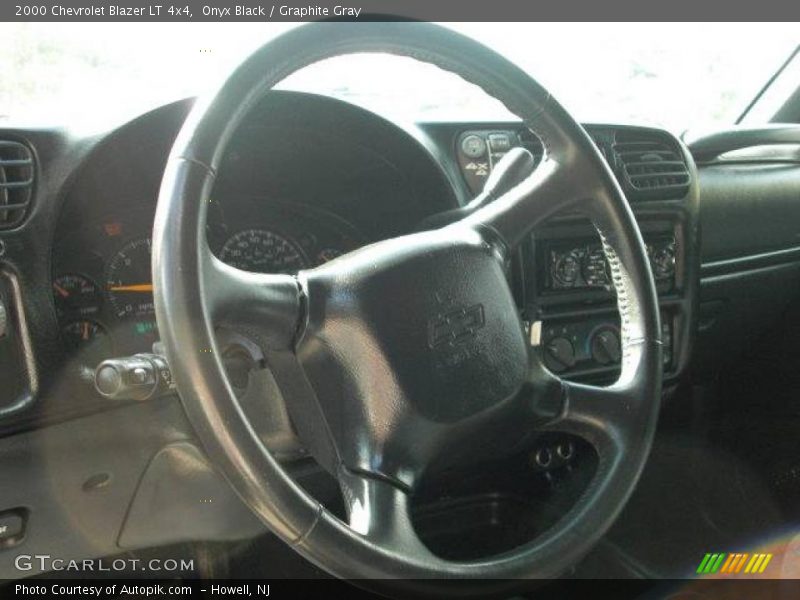 Onyx Black / Graphite Gray 2000 Chevrolet Blazer LT 4x4