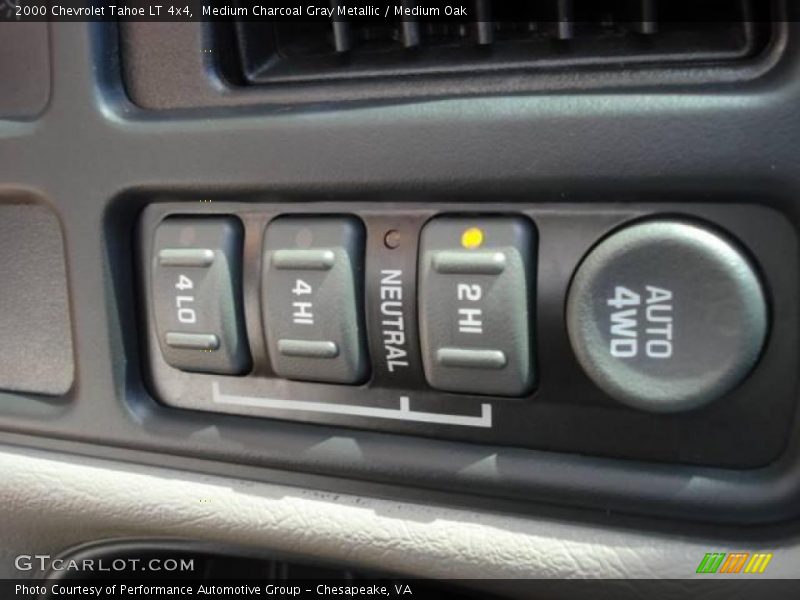 Medium Charcoal Gray Metallic / Medium Oak 2000 Chevrolet Tahoe LT 4x4