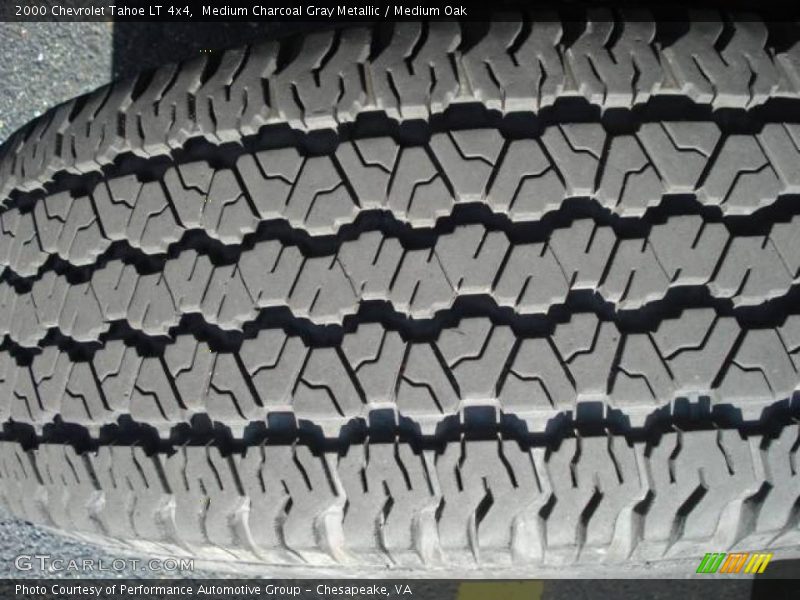 Medium Charcoal Gray Metallic / Medium Oak 2000 Chevrolet Tahoe LT 4x4