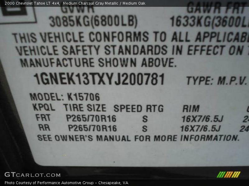 Medium Charcoal Gray Metallic / Medium Oak 2000 Chevrolet Tahoe LT 4x4