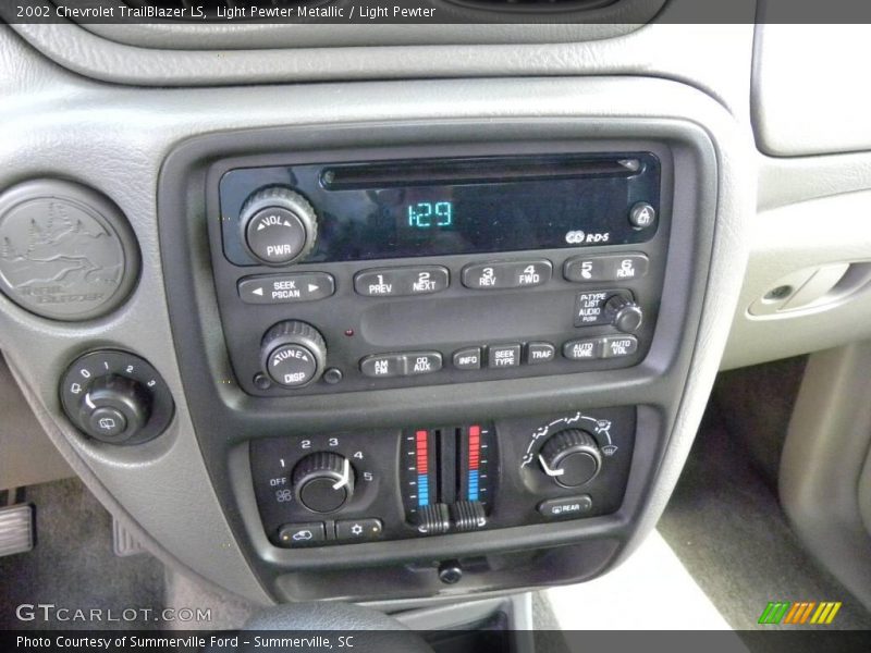 Light Pewter Metallic / Light Pewter 2002 Chevrolet TrailBlazer LS