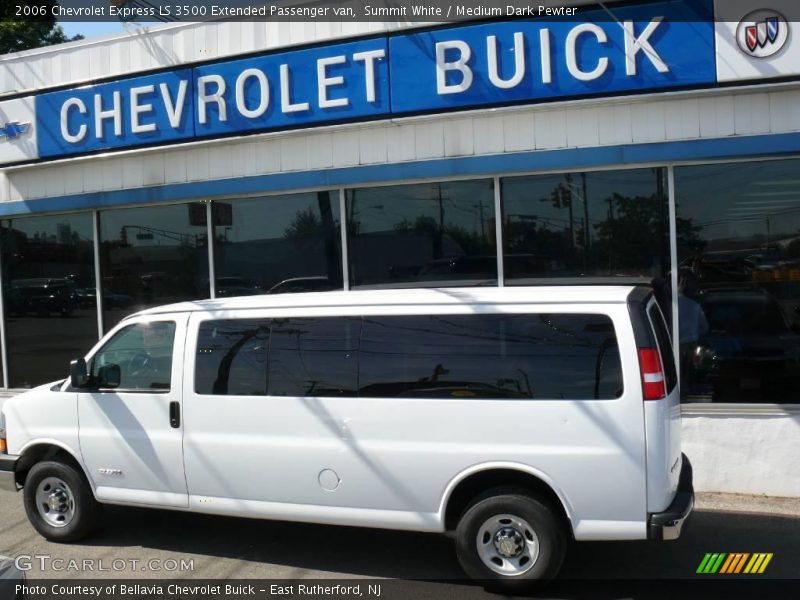 Summit White / Medium Dark Pewter 2006 Chevrolet Express LS 3500 Extended Passenger van