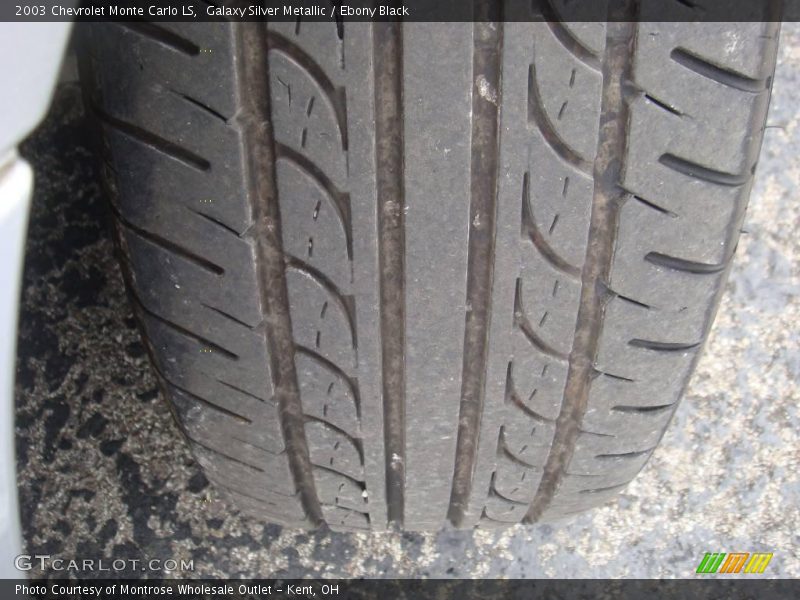 Galaxy Silver Metallic / Ebony Black 2003 Chevrolet Monte Carlo LS