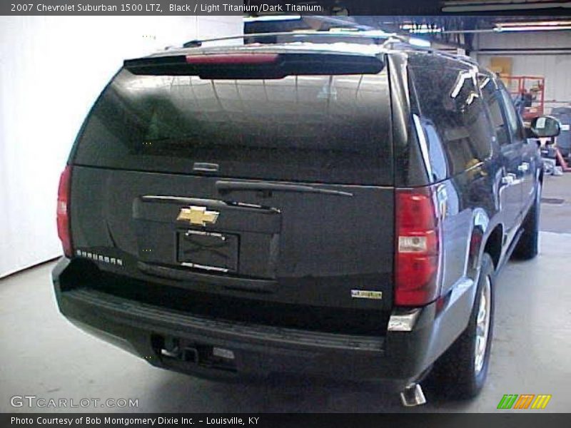Black / Light Titanium/Dark Titanium 2007 Chevrolet Suburban 1500 LTZ