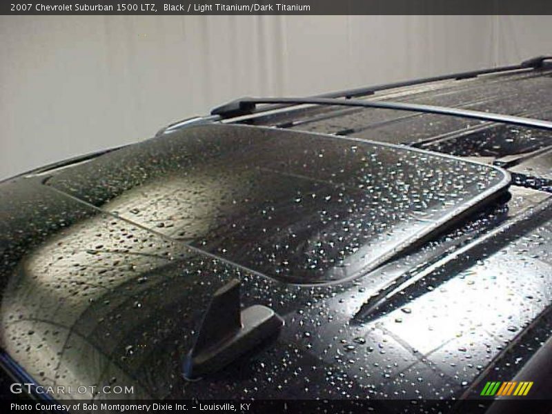 Black / Light Titanium/Dark Titanium 2007 Chevrolet Suburban 1500 LTZ