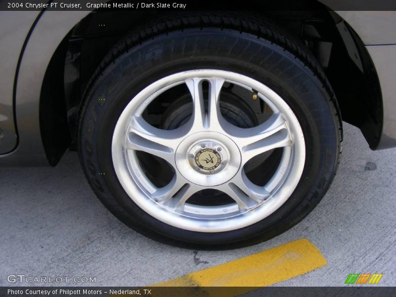 Graphite Metallic / Dark Slate Gray 2004 Chrysler PT Cruiser