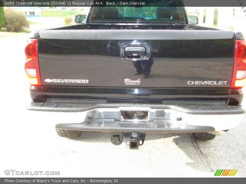 Black / Dark Charcoal 2003 Chevrolet Silverado 2500HD LS Regular Cab 4x4