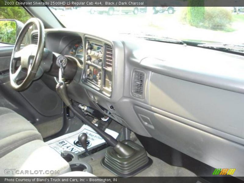 Black / Dark Charcoal 2003 Chevrolet Silverado 2500HD LS Regular Cab 4x4