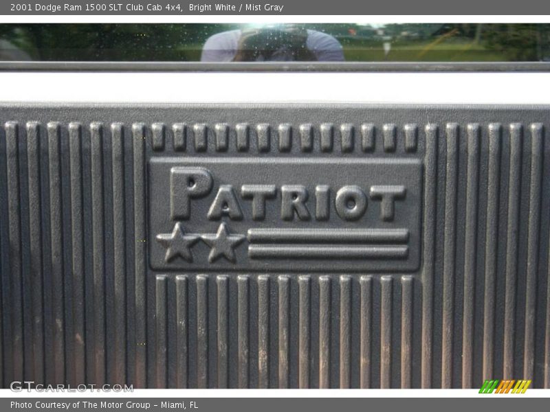 Bright White / Mist Gray 2001 Dodge Ram 1500 SLT Club Cab 4x4