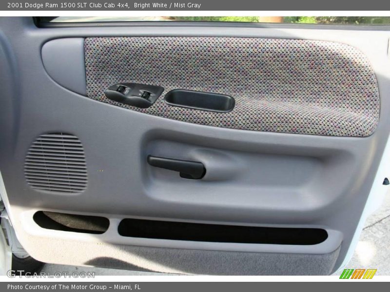 Bright White / Mist Gray 2001 Dodge Ram 1500 SLT Club Cab 4x4
