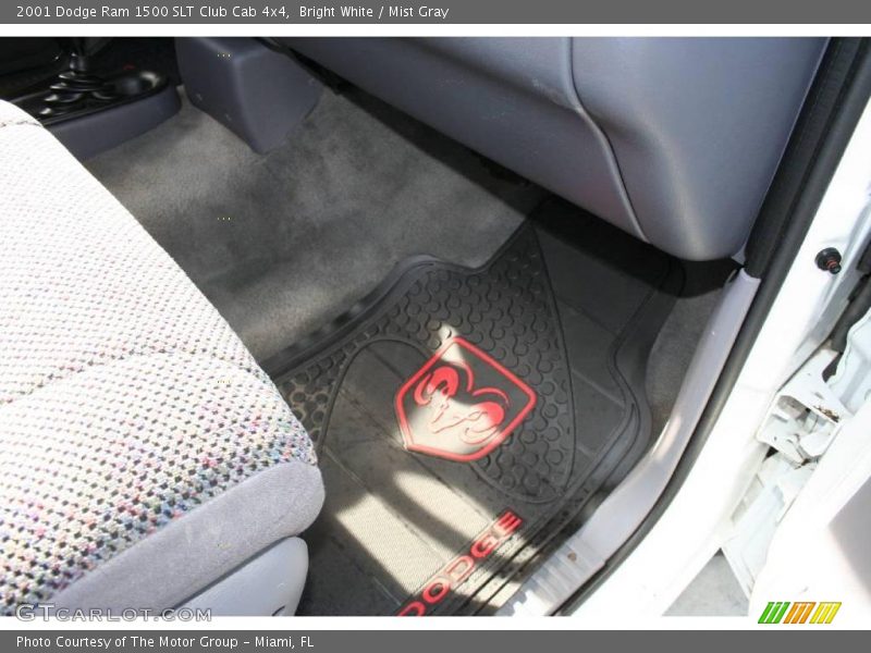Bright White / Mist Gray 2001 Dodge Ram 1500 SLT Club Cab 4x4