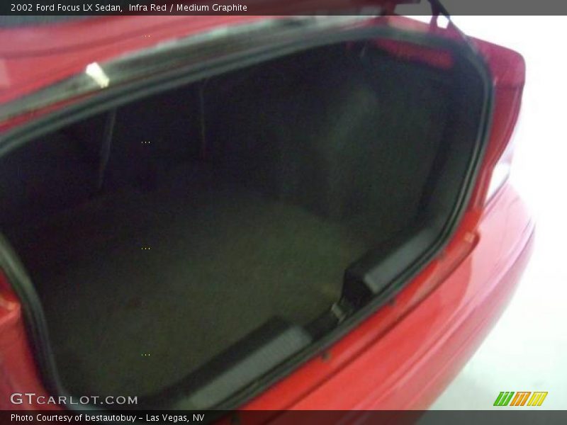 Infra Red / Medium Graphite 2002 Ford Focus LX Sedan
