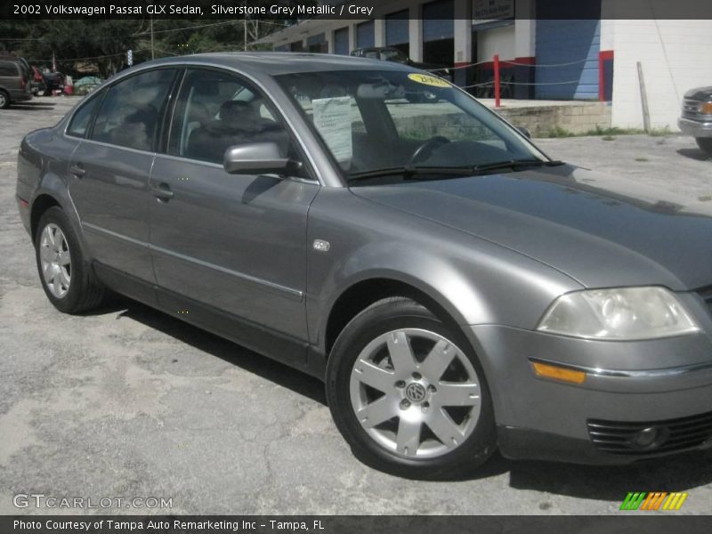 Silverstone Grey Metallic / Grey 2002 Volkswagen Passat GLX Sedan