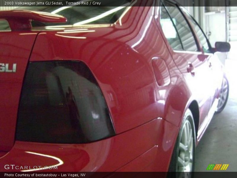 Tornado Red / Grey 2003 Volkswagen Jetta GLI Sedan