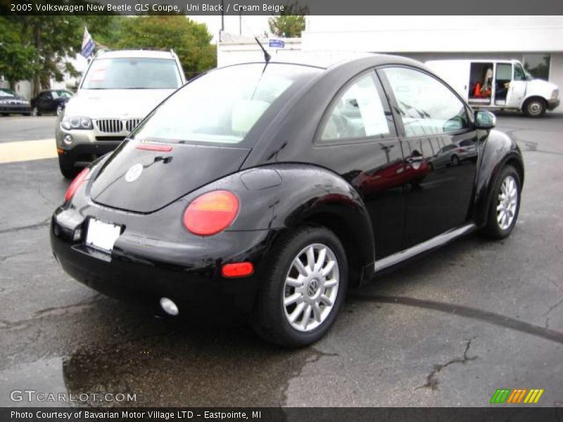 Uni Black / Cream Beige 2005 Volkswagen New Beetle GLS Coupe