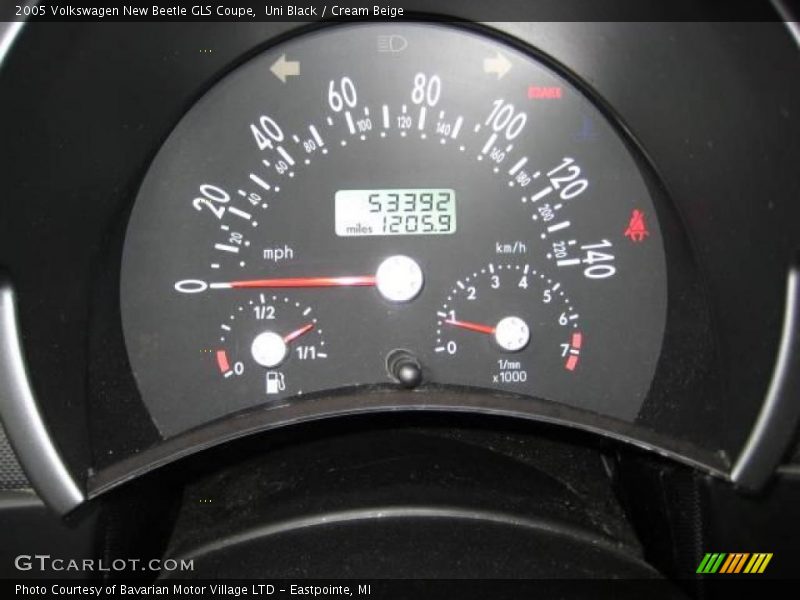 Uni Black / Cream Beige 2005 Volkswagen New Beetle GLS Coupe