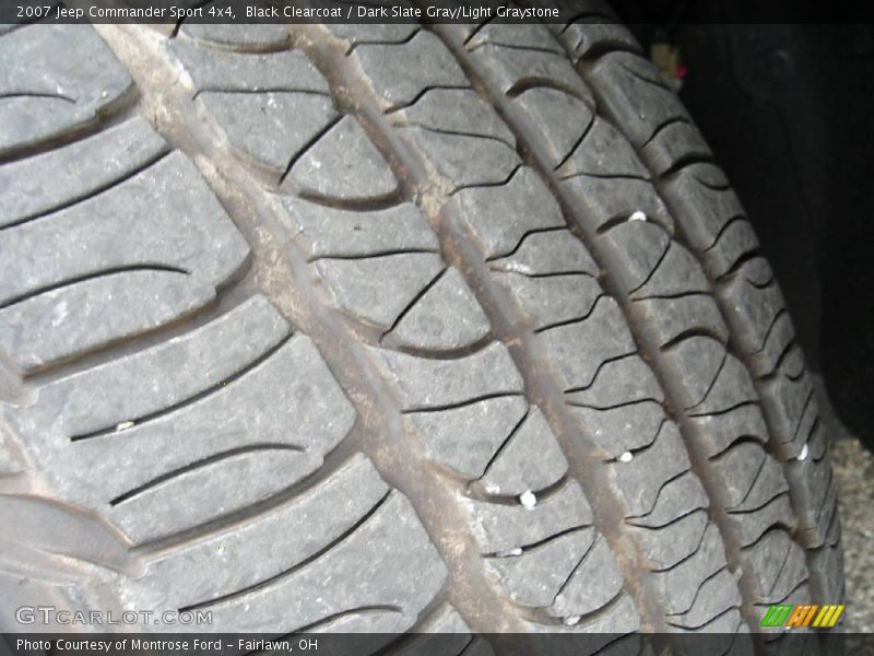 Black Clearcoat / Dark Slate Gray/Light Graystone 2007 Jeep Commander Sport 4x4