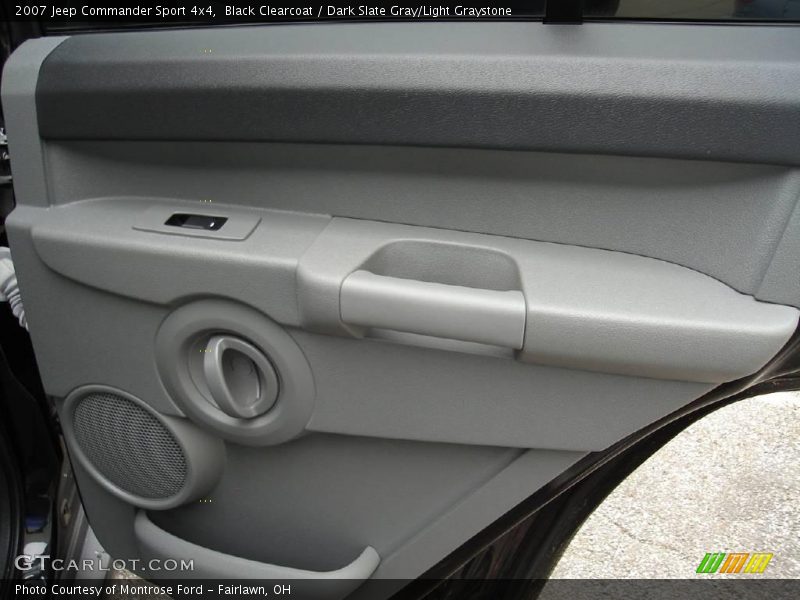 Black Clearcoat / Dark Slate Gray/Light Graystone 2007 Jeep Commander Sport 4x4
