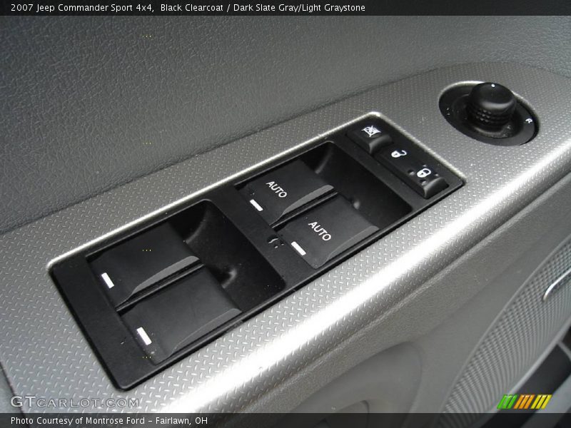 Black Clearcoat / Dark Slate Gray/Light Graystone 2007 Jeep Commander Sport 4x4