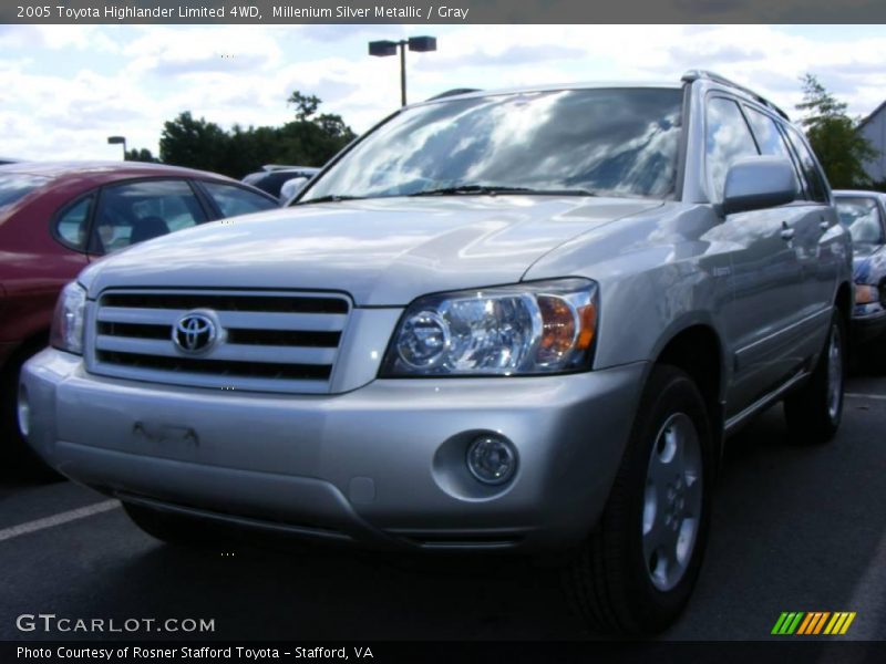 Millenium Silver Metallic / Gray 2005 Toyota Highlander Limited 4WD