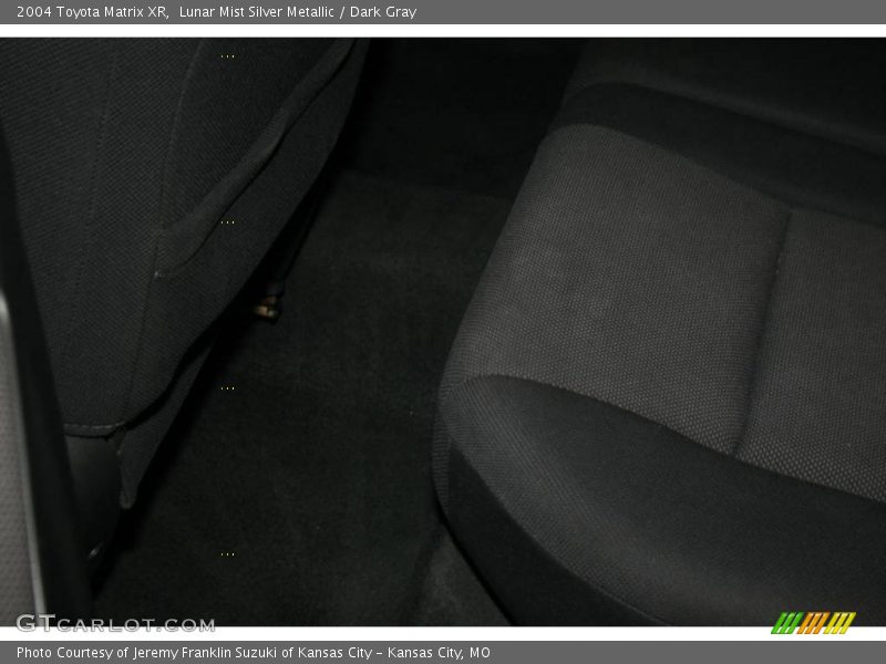 Lunar Mist Silver Metallic / Dark Gray 2004 Toyota Matrix XR