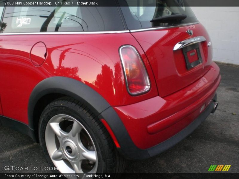 Chili Red / Panther Black 2003 Mini Cooper Hardtop