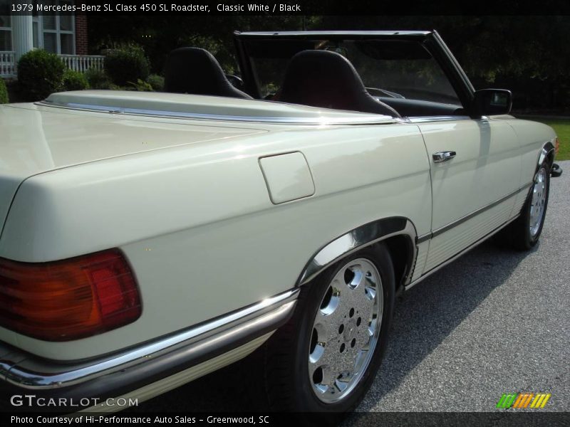 Classic White / Black 1979 Mercedes-Benz SL Class 450 SL Roadster