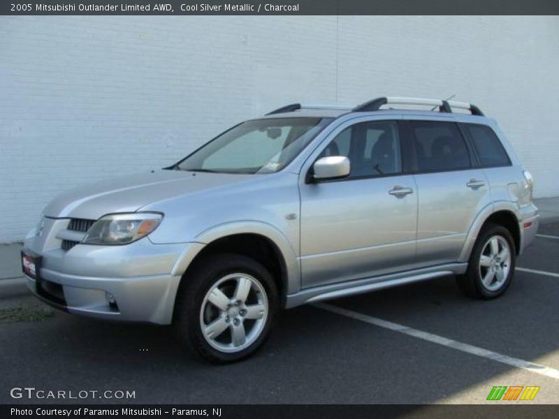 Cool Silver Metallic / Charcoal 2005 Mitsubishi Outlander Limited AWD