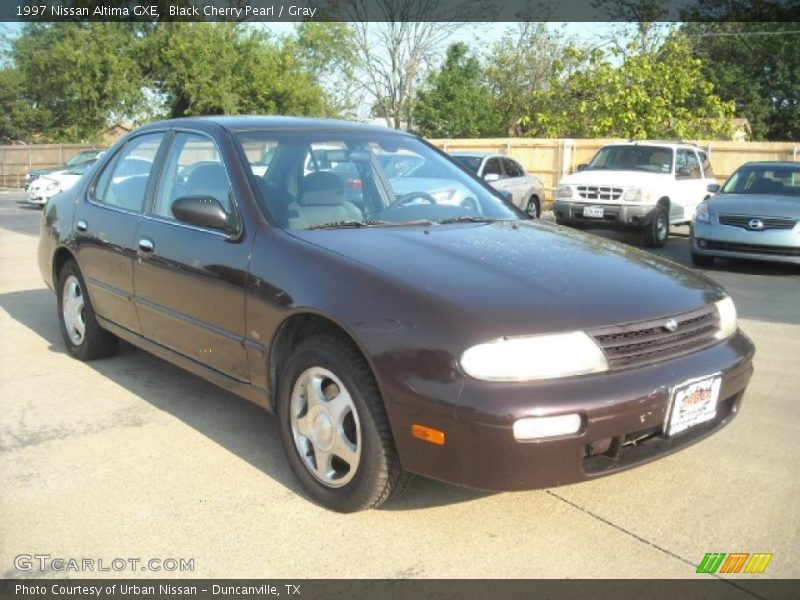 Black Cherry Pearl / Gray 1997 Nissan Altima GXE