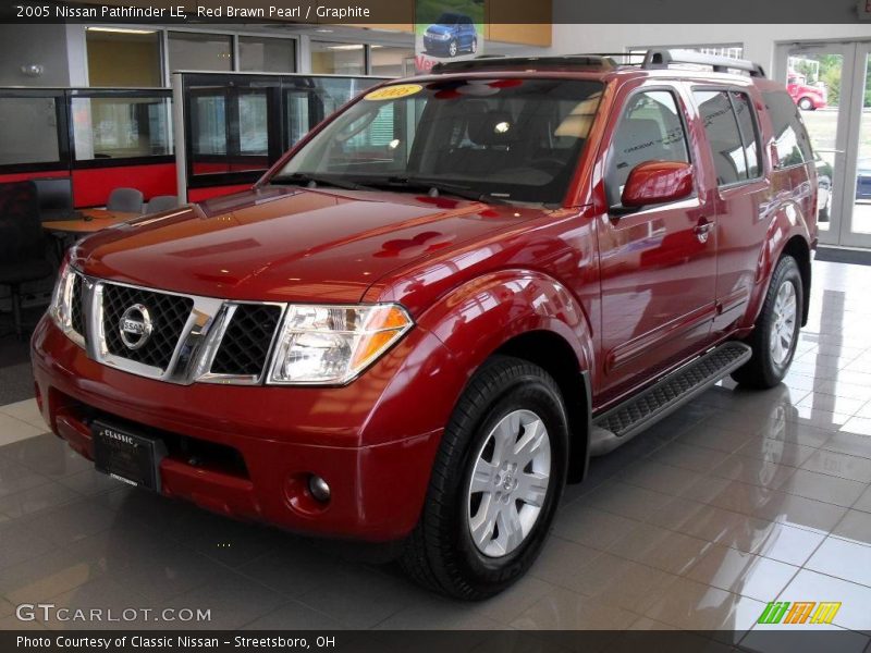 Red Brawn Pearl / Graphite 2005 Nissan Pathfinder LE
