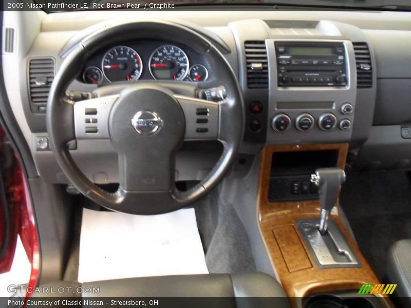 Red Brawn Pearl / Graphite 2005 Nissan Pathfinder LE