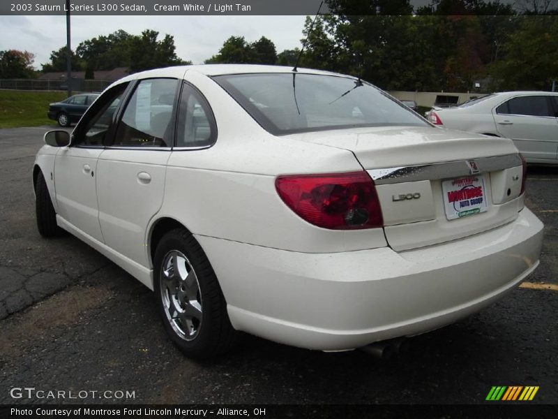 Cream White / Light Tan 2003 Saturn L Series L300 Sedan