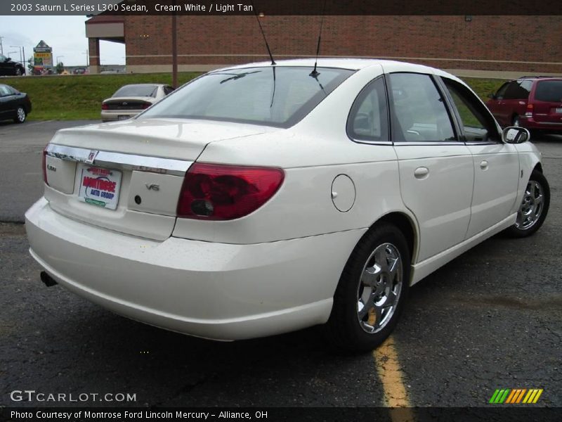 Cream White / Light Tan 2003 Saturn L Series L300 Sedan