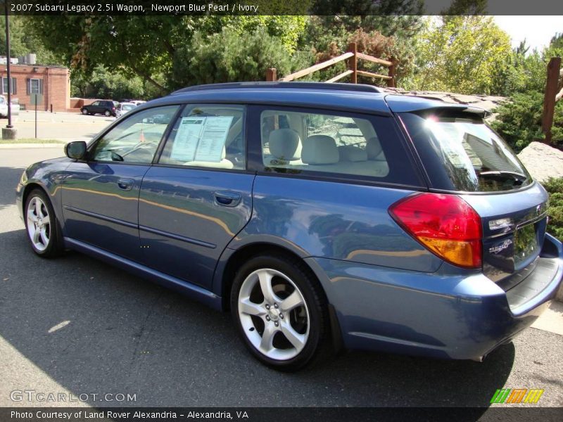Newport Blue Pearl / Ivory 2007 Subaru Legacy 2.5i Wagon